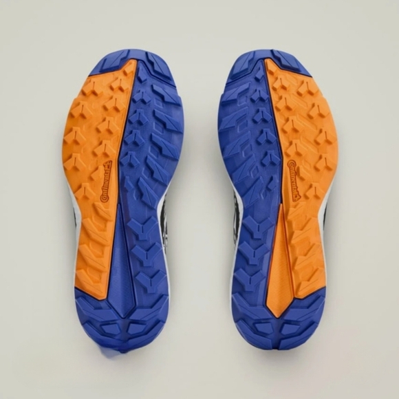 adidas by STELLA MCCARTNEY X TERREX FREEHIKER GORE-TEX BOOTS - Picture 4 of 15